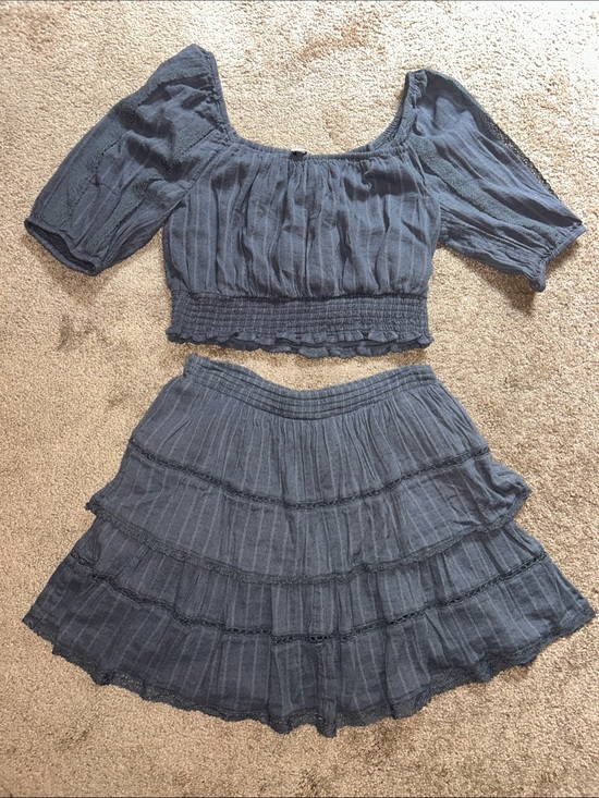 American Eagle Outfitters Dresses & Skirts - American Eagle Outfitters grey Tiered Two-Piece Skirt/top Set